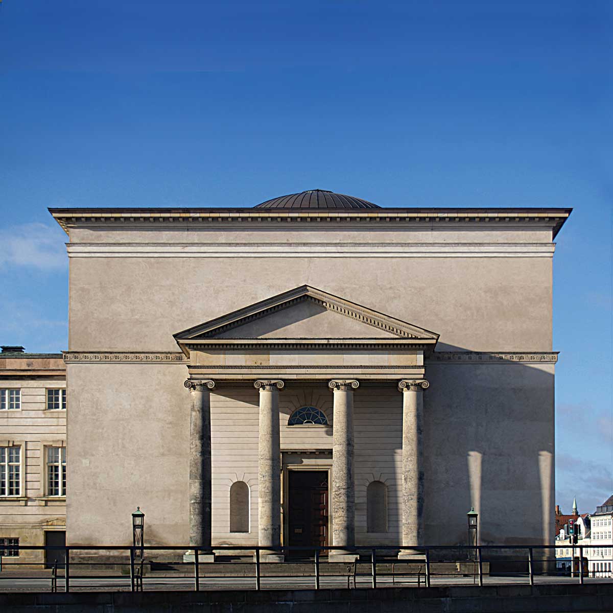 C.F.Hansens_christiansborg_slotskirke-600×600@2x